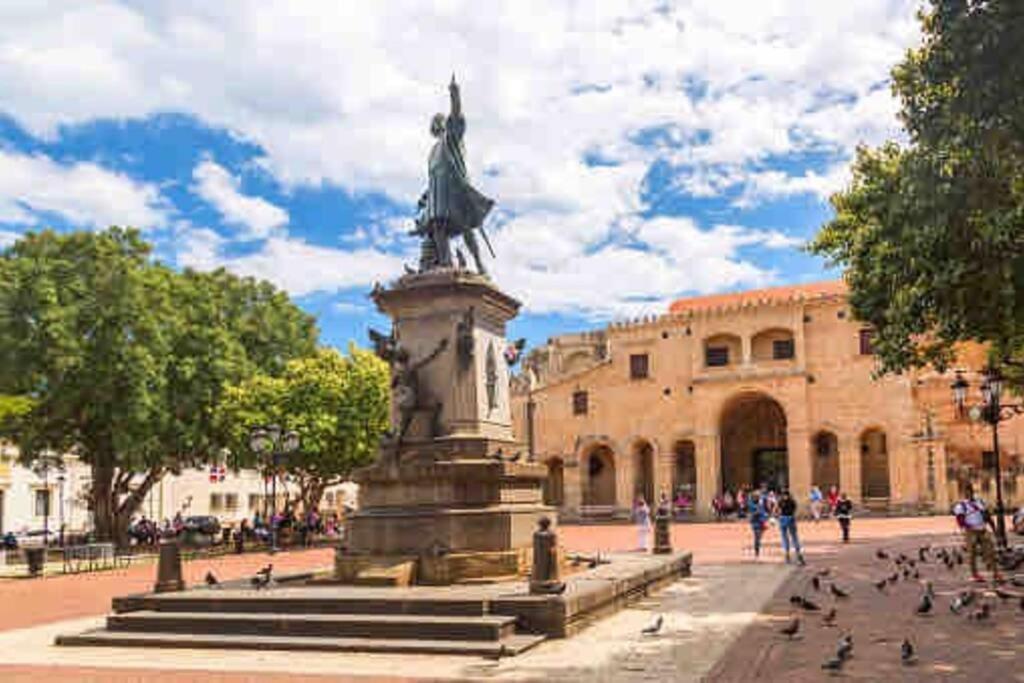 Cerca Del Mar, Obelisco Macho Y Zona Colonial 聖多明哥 外观 照片